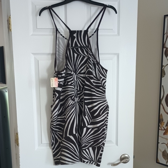 NWT Free People Movement Hot Shot Romper, L - Picture 6 of 7